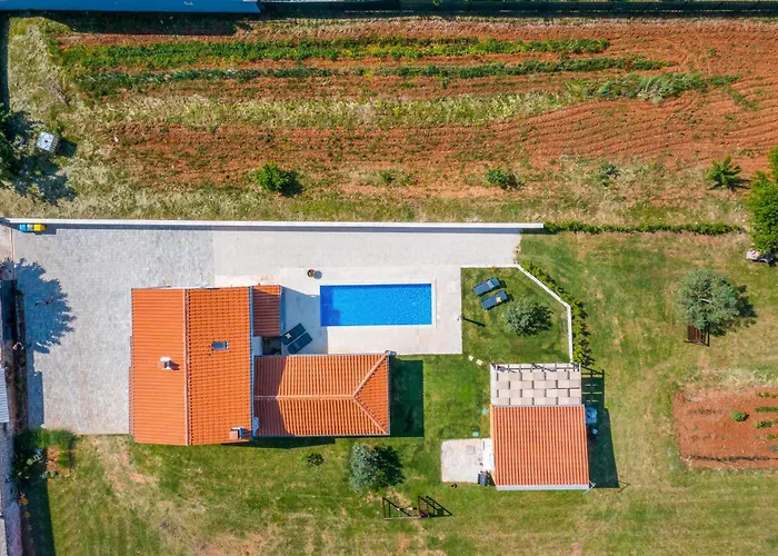 Semesterbostad Amazing In With Wifi